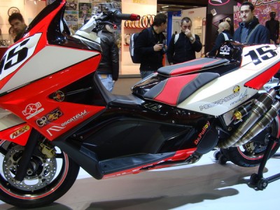 2009Eicma,GP800 & Dr.Pulley HiT251901 clutch.jpg