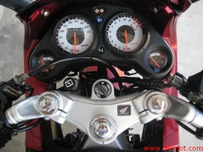 2010881A.jpg