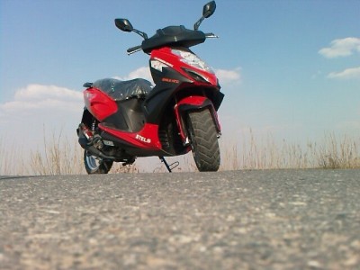 y_8de4c410.jpg