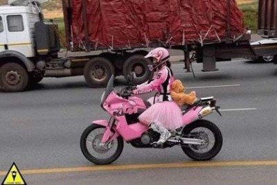 pink-japanese-motorcycle.jpg