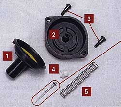 2005 10 17 scooter carburator 10.jpg
