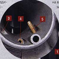 2005 10 17 scooter carburator 3.jpg
