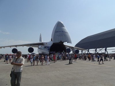 Ан-124.jpg