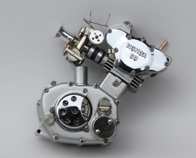 ホンダCR110-エンジンブロック2.jpg