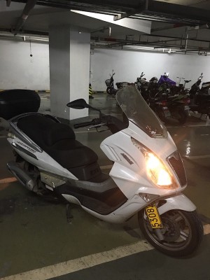 Scoot 04.JPG