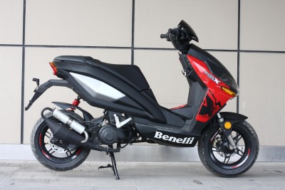 2010 Design Benelli-1.JPG